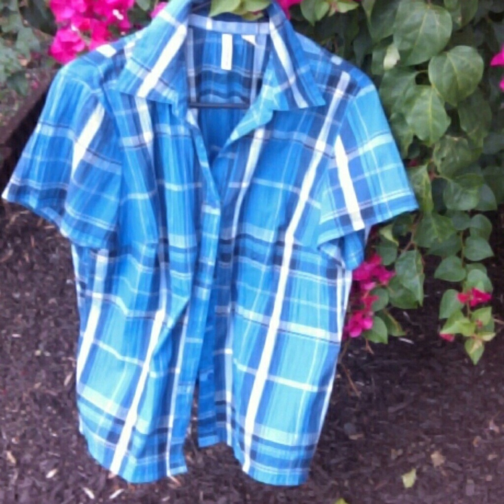 Blouse short sleeve plaid